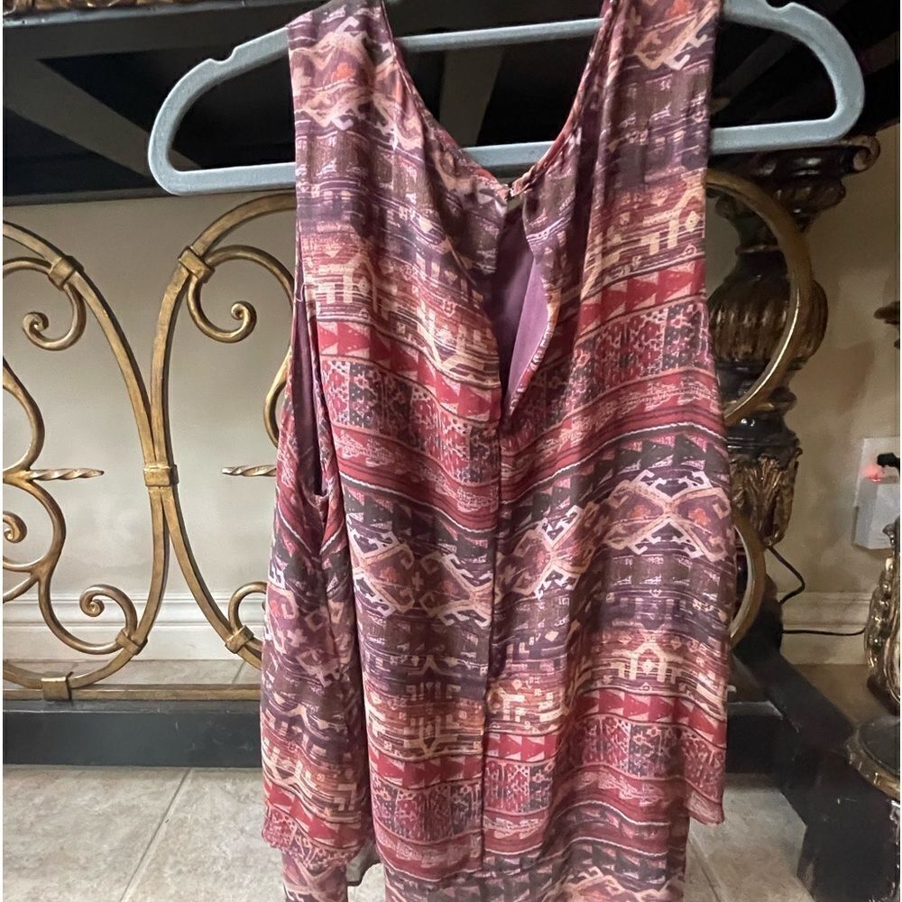 Versatile Aztecasplit Tank Blouse! - image 2